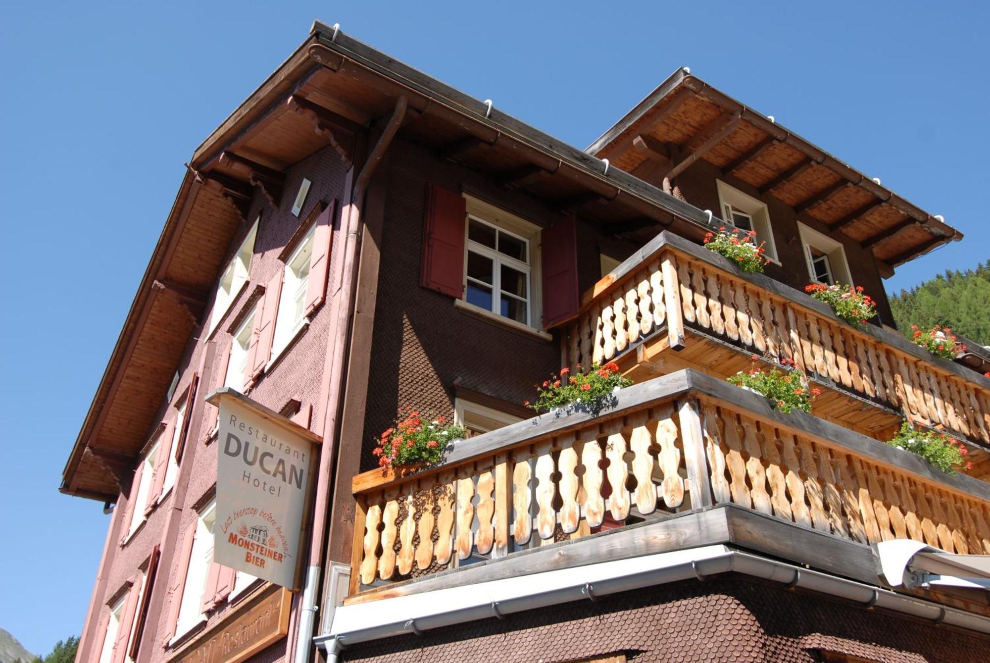 Hotel Ducan Monstein Екстериор снимка